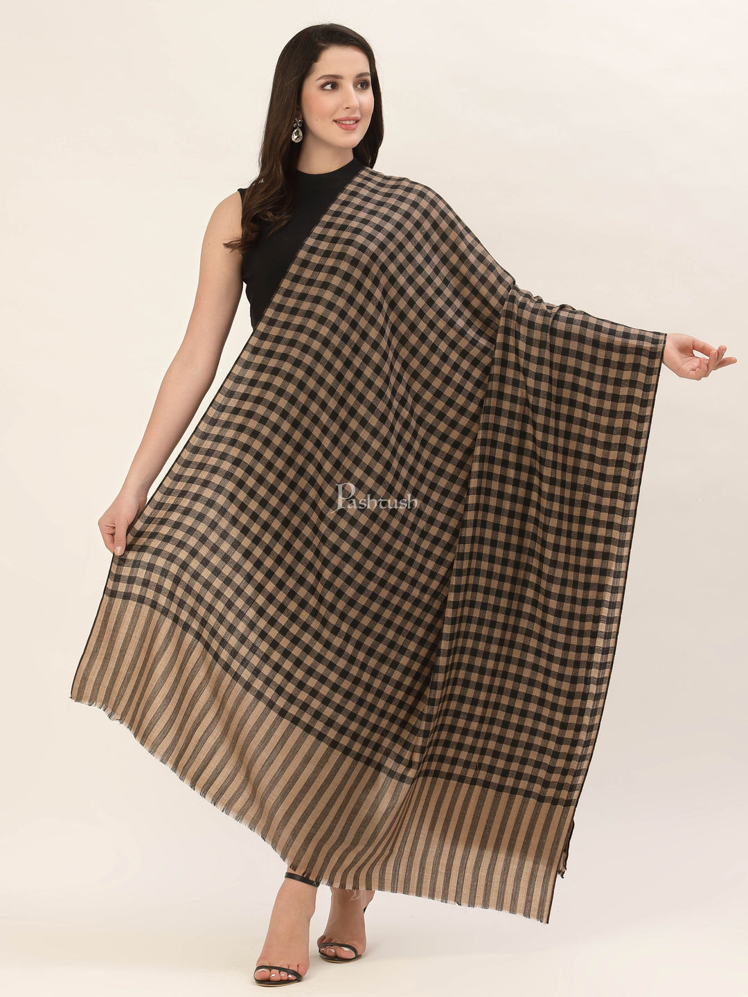 Pashtush India Womens Shawls Pashtush Womens Checkered Shawl, In Extra Soft Fine Wool, Large Size