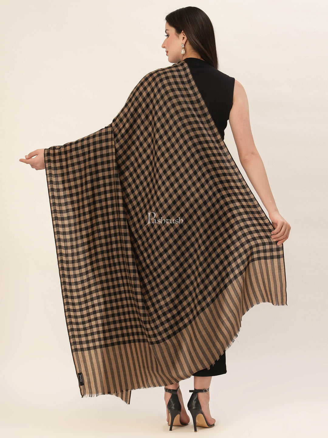 Pashtush India Womens Shawls Pashtush Womens Checkered Shawl, In Extra Soft Fine Wool, Large Size